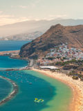 Famous beach, Playa de las Teresitas. Photo: Adam Niescioruk, Unsplash