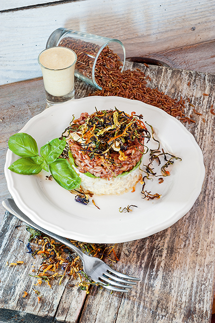 Brown and Red Rice with Crunchy Vegetables and Paprika Cream